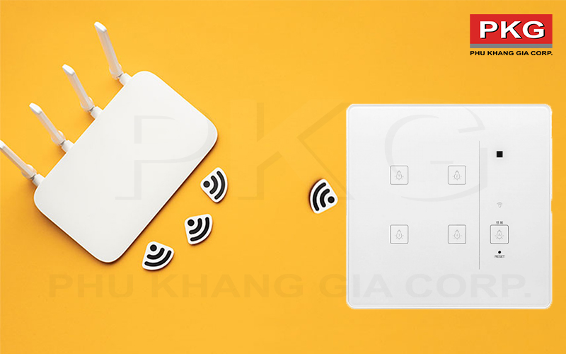 Công tắc thông minh 4 nút kết nối với điện thoại qua wifi