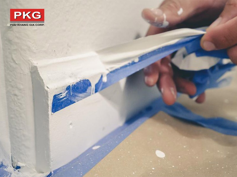 Cách khắc phục khe hở nhỏ giữa phào chỉ và sàn nhà