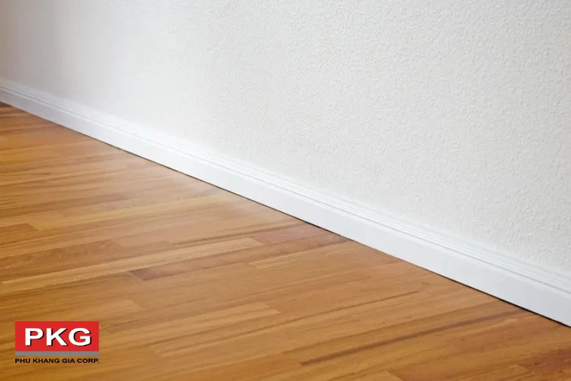 Cách vệ sinh len chân tường