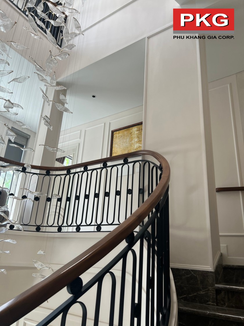 Độ dày phào lưng tường