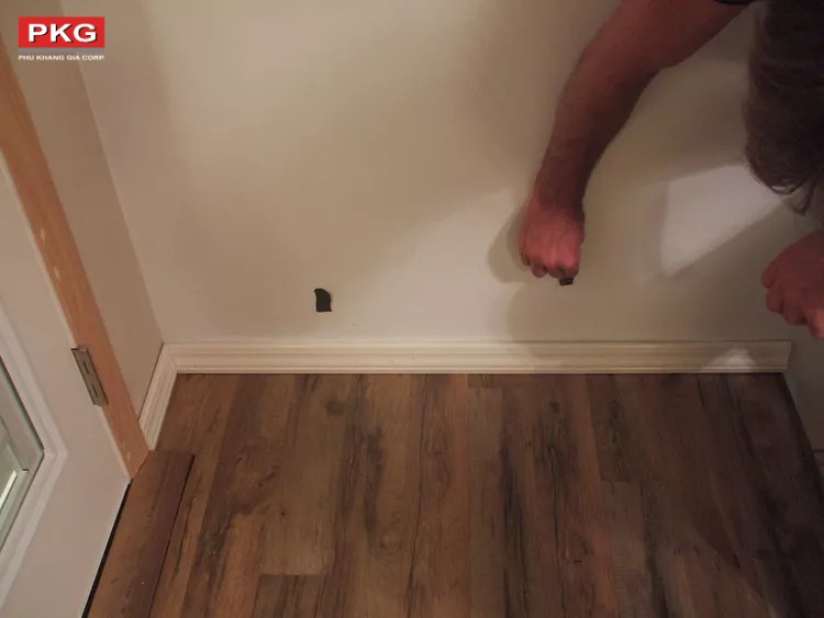 Bước 9: Xác định và đánh dấu vị trí xương tường