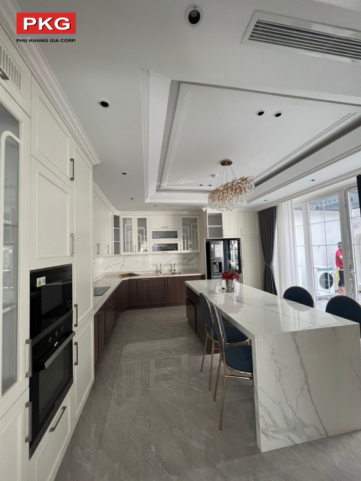 Trang trí phào chỉ trần